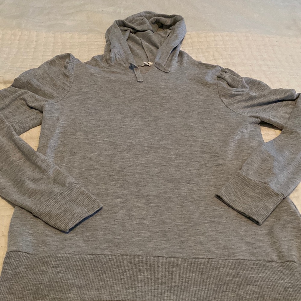 Bloomingdale’s Workshop gray hoodie small